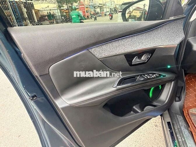 Peugeot 5008 2018 Xanh