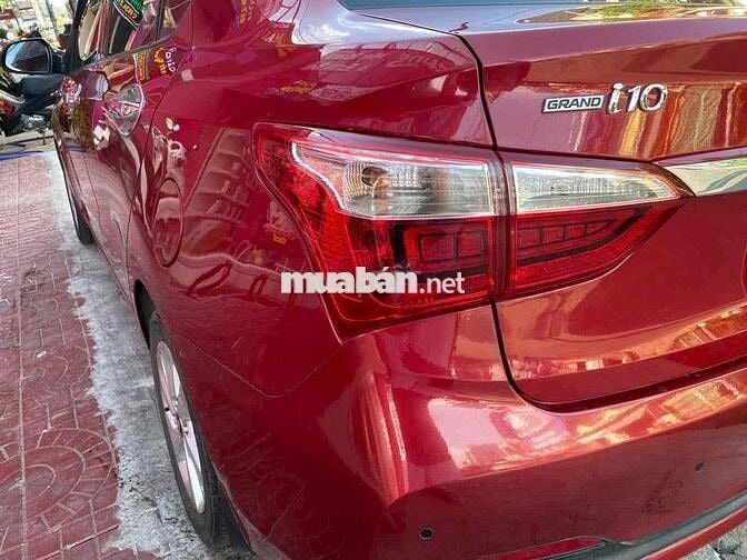Hyundai Grand i10 2018 Tự động Đỏ 38000 km