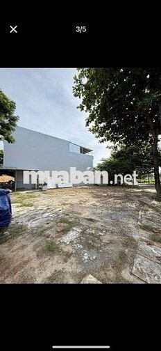 Bán lô Góc 2MT đường 29/3 giao VĂN TIẾN DŨNG , đối diện CV ,giá 17ty3 