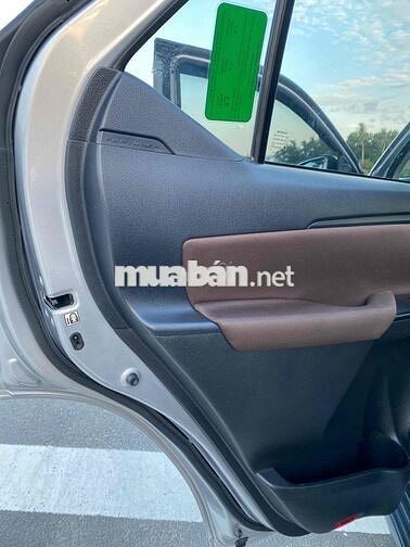 Toyota Fortuner 2019 Dầu 52000 km Bạc