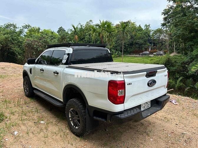 Ford Ranger XLS 2024 Trắng 42,041 km