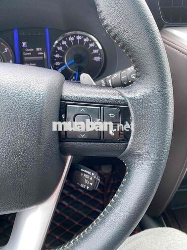 Toyota Fortuner 2020 Trắng 7 chỗ