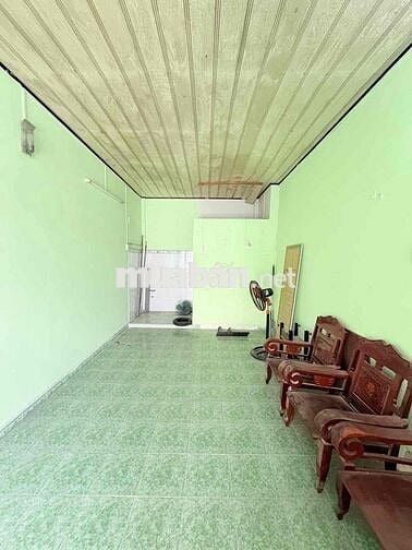 Bùi Thị Xuân. Gần Chợ Phạm văn hai. 4ty