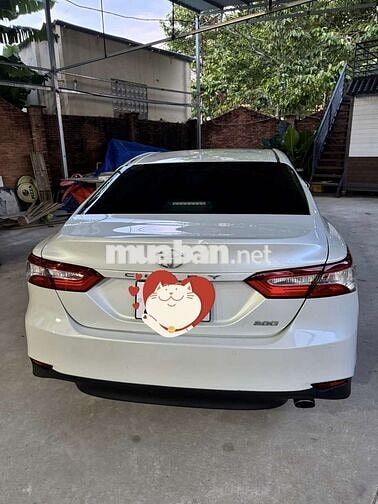 Toyota Camry 2024 Trắng 4 chỗ Xăng 7 vạn