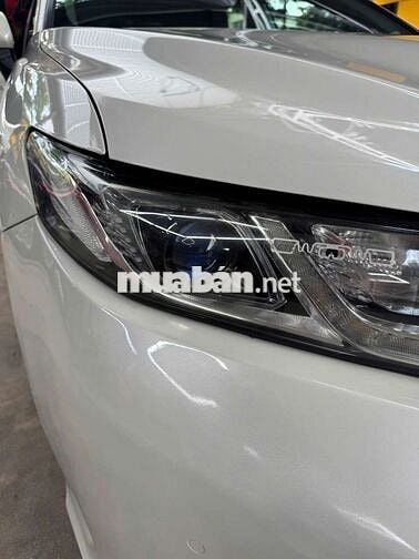 Toyota Camry 2024 Trắng 4 chỗ Xăng 7 vạn