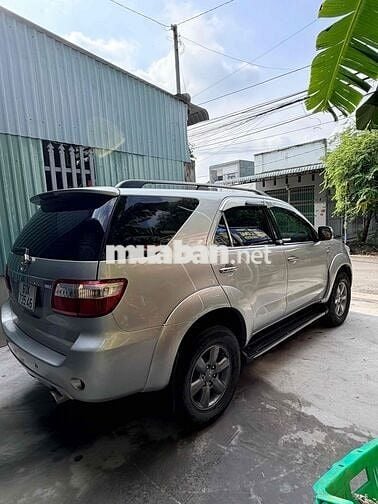 Toyota Fortuner 2009 Số tự động Bạc