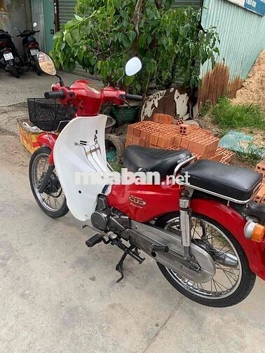 Honda Super Cub 50cc đời mới có đề Đỏ trắng