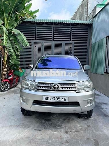 Toyota Fortuner 2009 Số tự động Bạc
