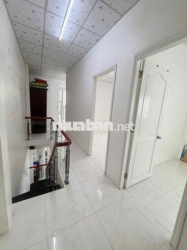 Nhà 2 phòng 2 máy lạnh hẻm đường 3/2