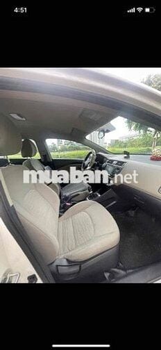 KIA RIO số sàn nhập khẩu mầu trắng