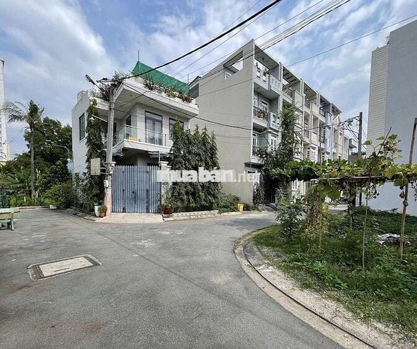 Bán Đất Đường Quốc Lộ 13 61m2 Khu Dân Trí Ô Tô Đỗ Cửa  Chỉ Nhỉnh 4 Tỷ