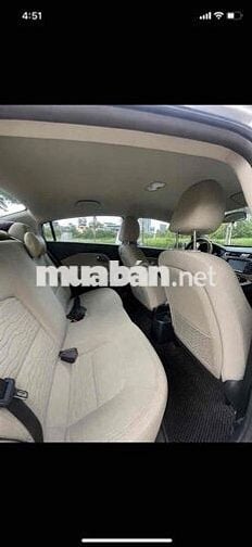 KIA RIO số sàn nhập khẩu mầu trắng