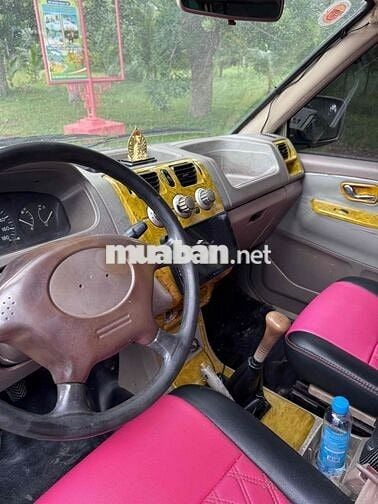 Mitsubishi Jolie 7 chỗ số sàn Vàng cát
