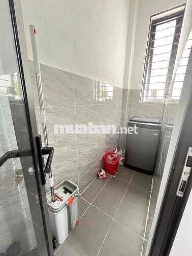cần nhượng lại phòng trọ gần Duy Tân có thể vào ở đầu tháng 8