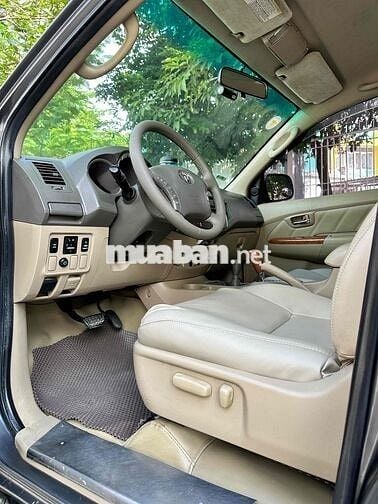 Toyota Fortuner 2.7V 2009 Số tự động Xám