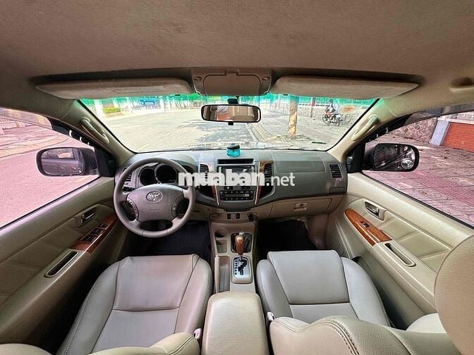 Toyota Fortuner 2.7V 2009 Số tự động Xám