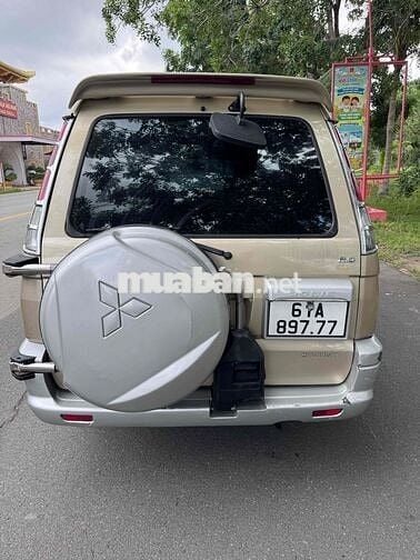 Mitsubishi Jolie 7 chỗ số sàn Vàng cát