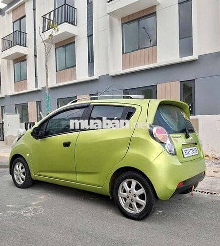 Chevrolet Spark Xanh lá Số sàn 5 chỗ