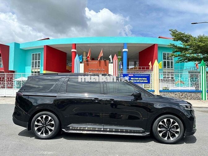KIA CARNIVAL Signiture 2.2D FULL DẦU 2022 Đen