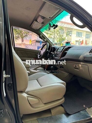 Toyota Fortuner 2.7V 2009 Số tự động Xám
