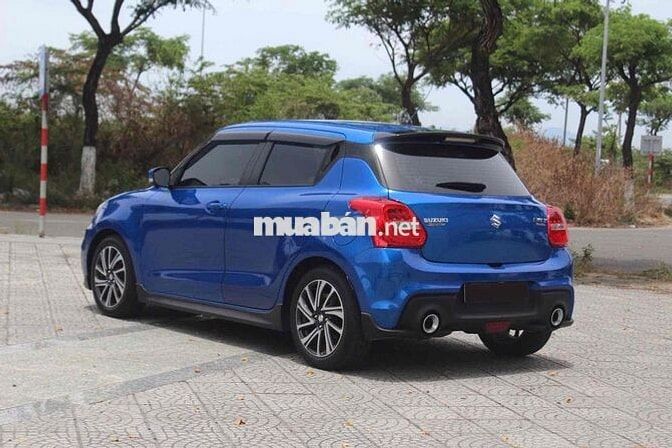 Suzuki Swift 2023 Xanh 30000 km