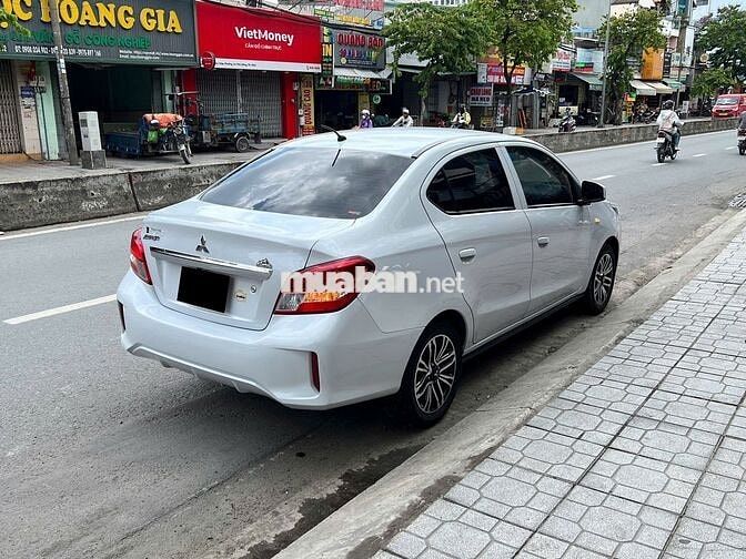 Mitsubishi Attrage MT 2022 màu trắng nk Thái Lan