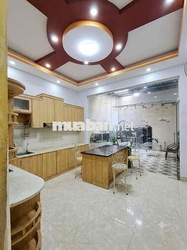 Huỳnh Thị Đồng -  7 Tỷ 580 - ÔTÔ Vào Nhà - Nhà 4 Tầng 96m² - Ngang 4,5