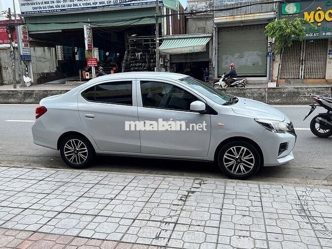 Mitsubishi Attrage MT 2022 màu trắng nk Thái Lan