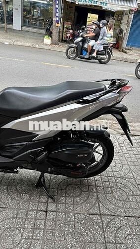 Honda Vario 150 2018 Bạc