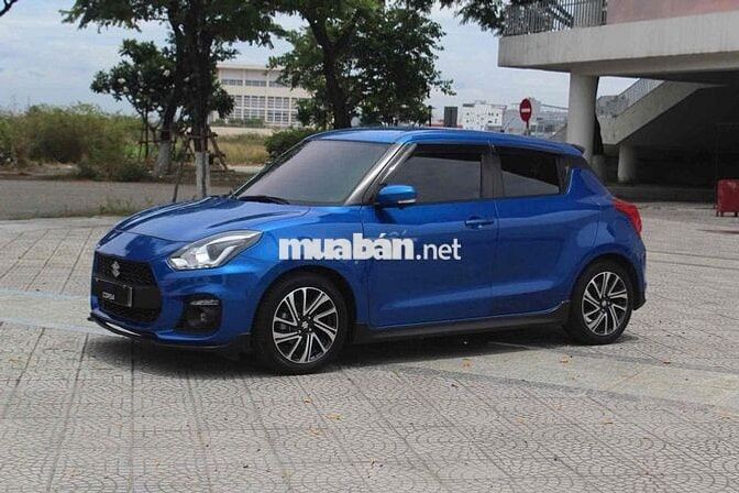 Suzuki Swift 2023 Xanh 30000 km