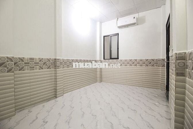 Phòng mới xây đường Văn Cao Quận Tân Phú - Giá 3,4tr/tháng 