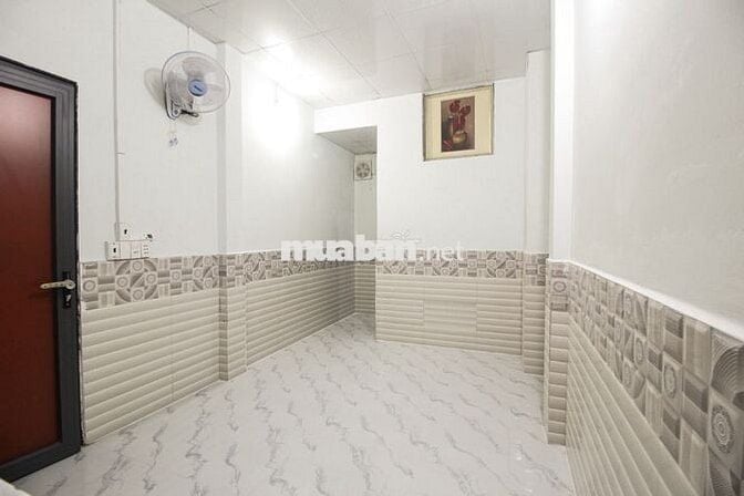 Phòng mới xây đường Văn Cao Quận Tân Phú - Giá 3,4tr/tháng 