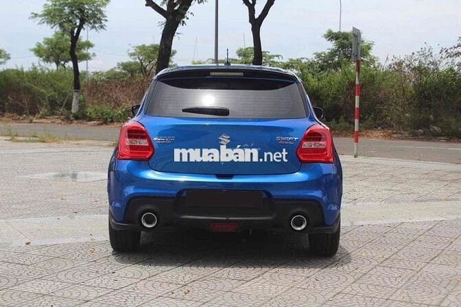 Suzuki Swift 2023 Xanh 30000 km