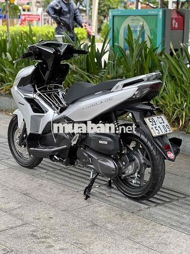 Honda AirBlade 125 2val Custom 2021 Bạc