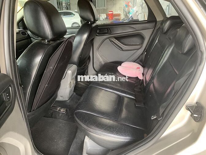 Ford Focus 2009 Tự động Vàng cát