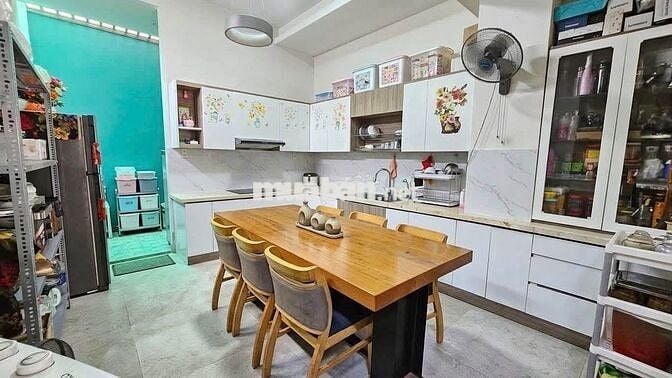 MTNB TRẦN THỦ ĐỘ_LÊ LỘ_4x20m_ĐÚC 3.5 TẤM MỚI_4PN 5WC_Oto Ngủ Trong Nhà