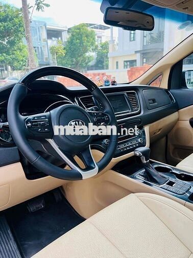Kia Sedona mẫu mới 2019 máy dầu full kịch AT