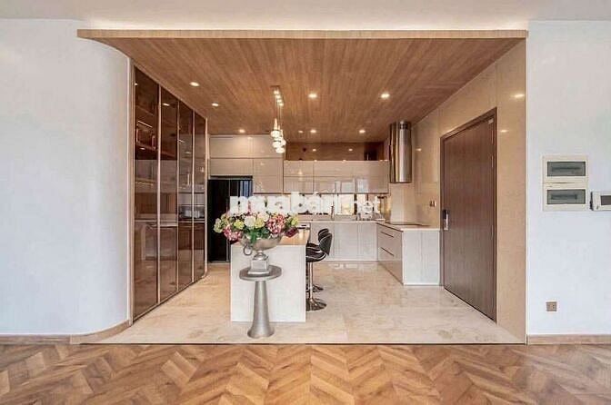 Bán căn Penthouse 166m2, 3PN, 3WC, Park 4, Vinhomes Central Park