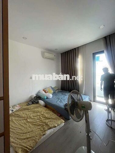 NHÀ ĐẸP THOÁNG MÁT GẦN VÒNG XOAY GÒ DƯA