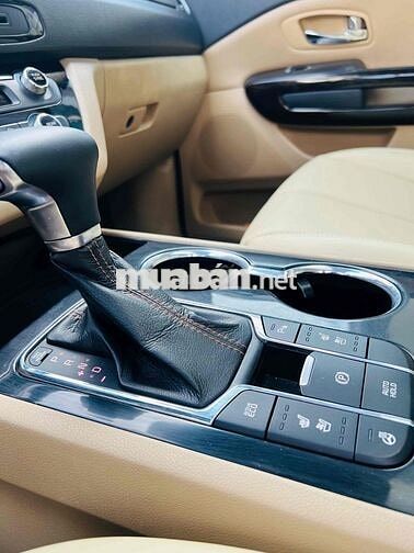 Kia Sedona mẫu mới 2019 máy dầu full kịch AT