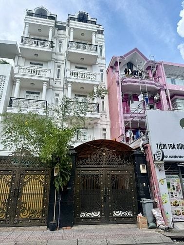 22 Tỷ! Bán Mặt Tiền có Thang Máy Nguyễn Văn Đậu Bình Thạnh - 4,4x18m -