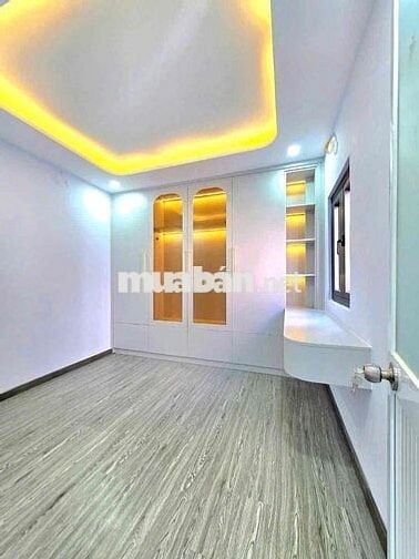 🔥 🔥 🔥 Nhà có sổ hồng đồng sở hữu 2 lầu, cạnh bên Q7 🔥 🔥 🔥