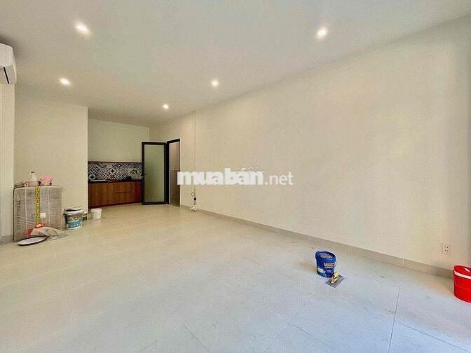 Cho Thuê Mặt Bằng 40m2 + có thể ngủ ở lại + đường ô tô