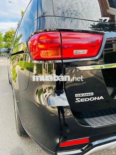 Kia Sedona mẫu mới 2019 máy dầu full kịch AT