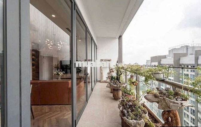 Bán căn Penthouse 166m2, 3PN, 3WC, Park 4, Vinhomes Central Park