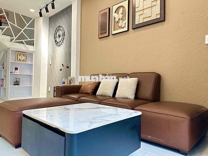 Nhà mới đẹp cho thuê hẻm xe hơi