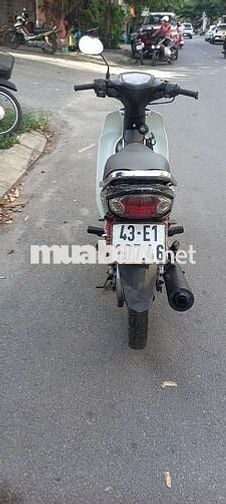 Yamaha Sirius Trắng Số sàn