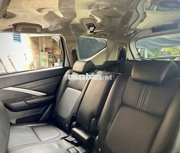 Mitsubishi Xpander Premium 2025 7 chỗ - 42.000km