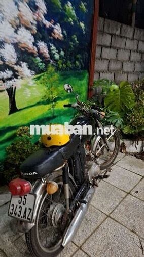 Honda 67 Đen Cổ điển