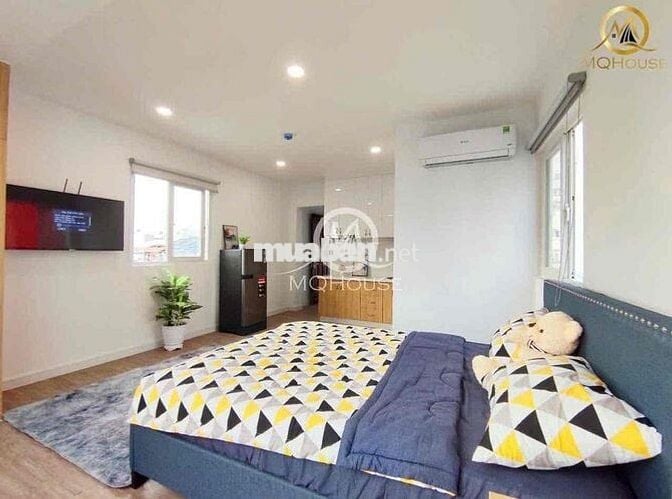 STUDIO FULL NỘI THẤT CỬA KÍNH LỚN NGAY KHU SÂN BAY - TÂN BÌNH